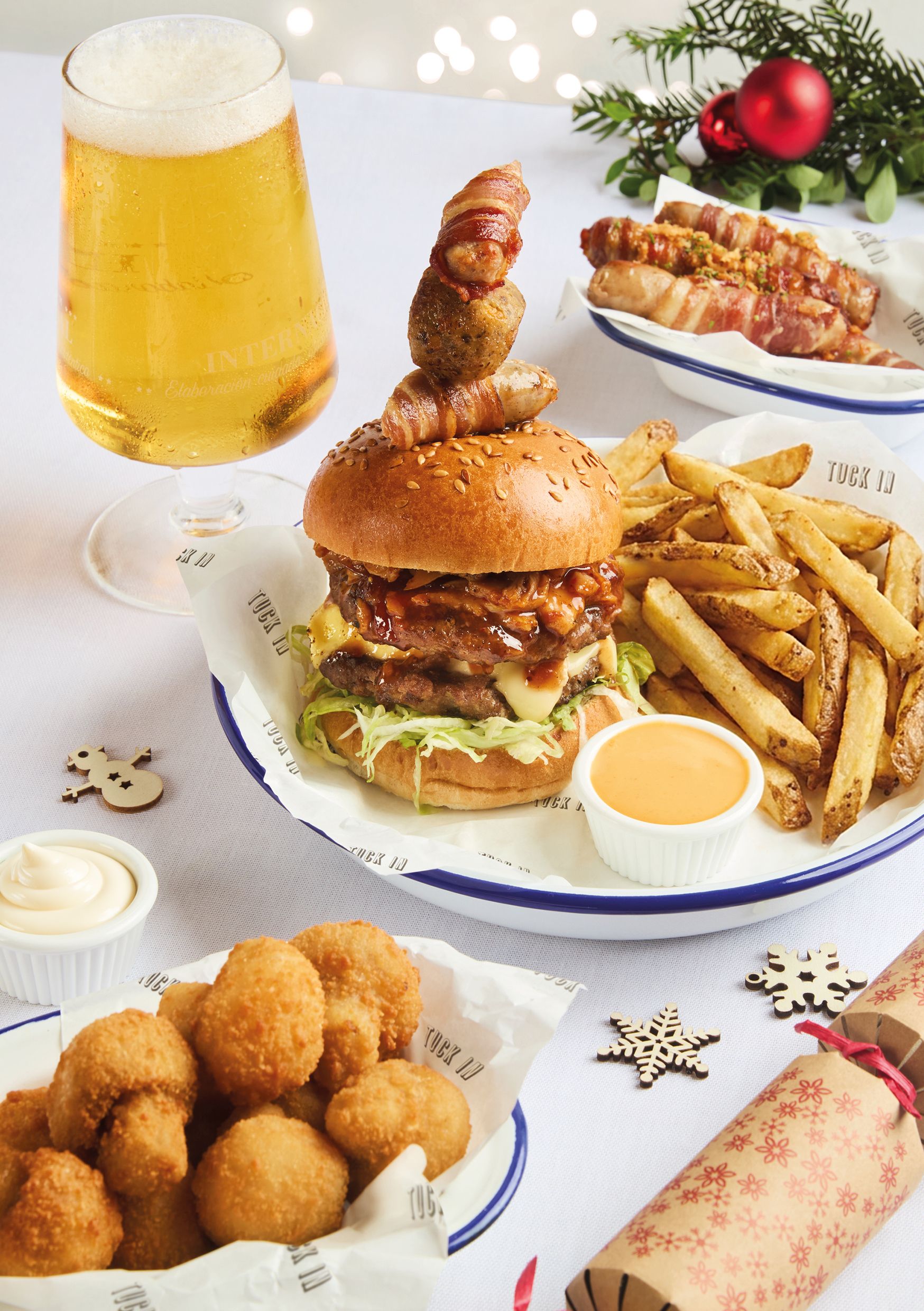 Festive Lunch & Dinner at The Wichel Inn in Swindon